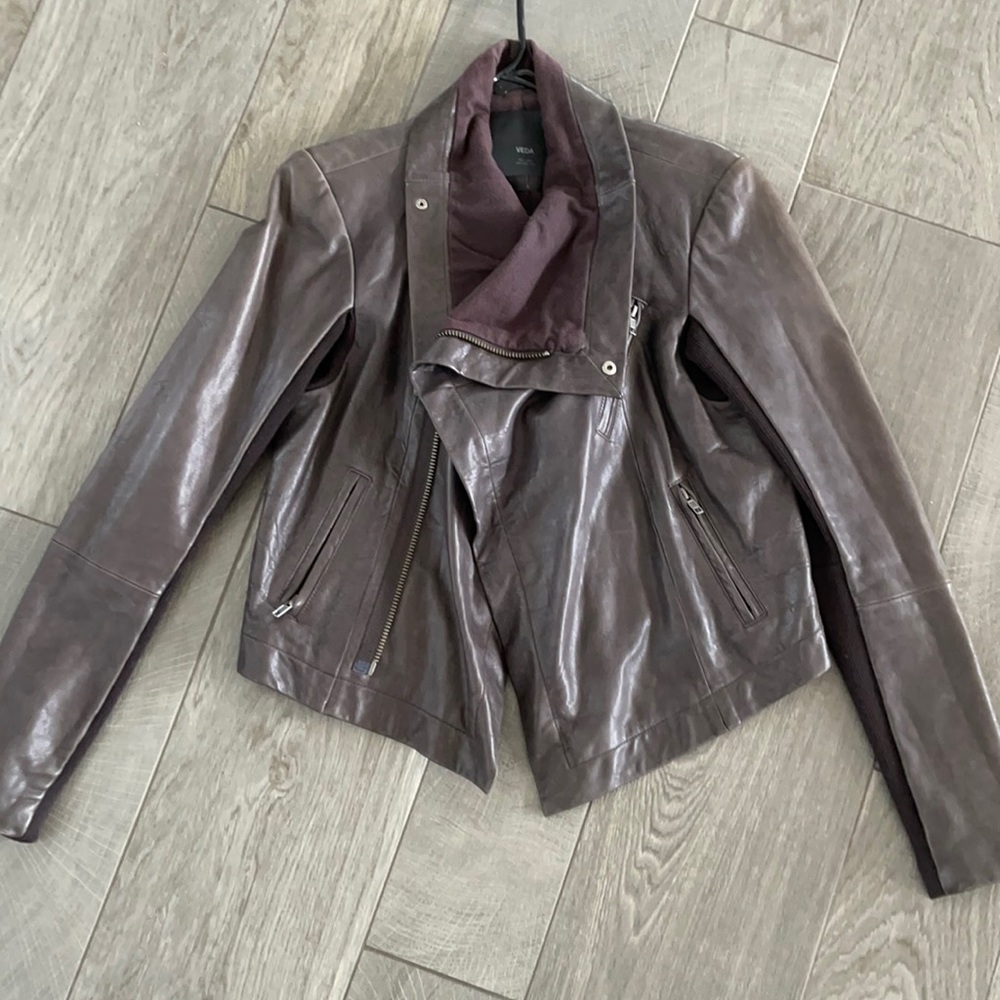 Veda leather jacket